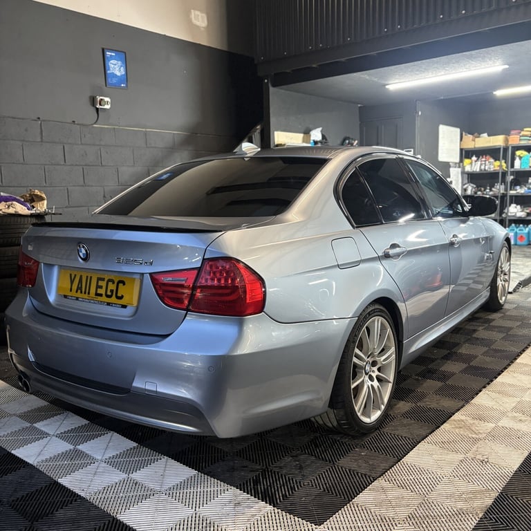 BMW 3 SERIES 3.0 325d M Sport Blue Auto Diesel 2011