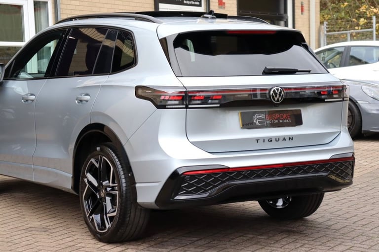 2025 Volkswagen Tiguan 1.5 ETSI R-LINE DSG Estate PETROL Automatic