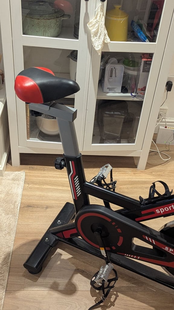 Pro Sport Exercise Bike Indoor Studio Cycle Gym Machine Cycling Home Cardio Fitness Adjustable Bike