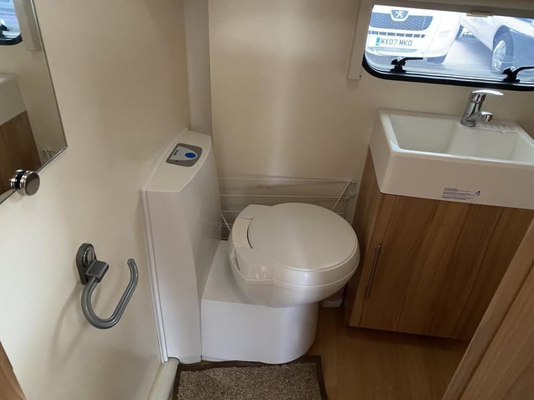 2012 BAILEY ORION 440-4 4 berth