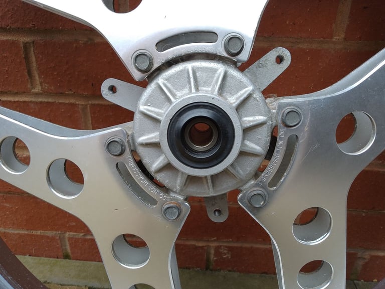 Honda xbr500 Comstar front wheel
