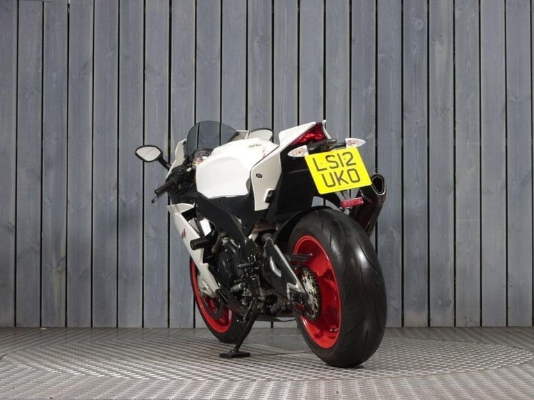 2012 12 APRILIA RSV4 FACTORY