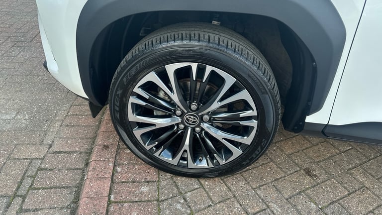 2023 Toyota Yaris Cross 1.5 Hybrid Excel 5dr CVT Hybrid Estate Estate Hybrid Automatic
