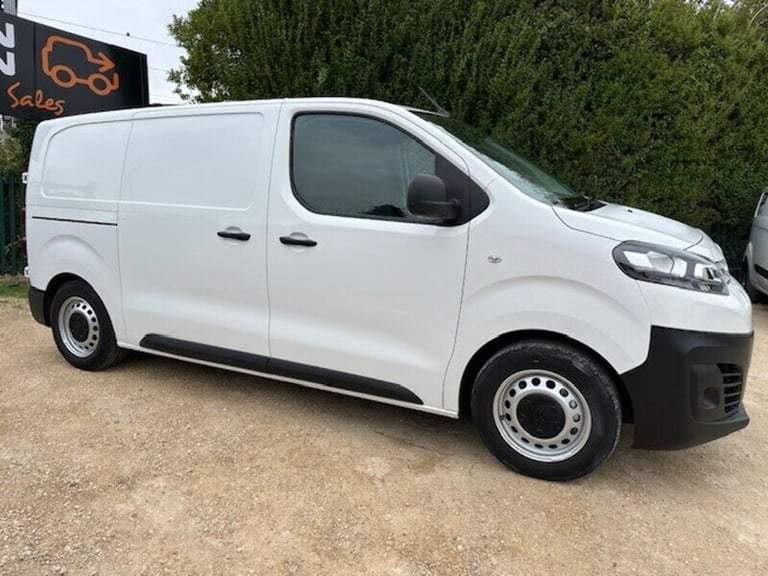 2022 Citroen Dispatch 1.5 BlueHDi 1000 ENTERPRISE PRO M SWB 100PS Medium Van Diesel Manual