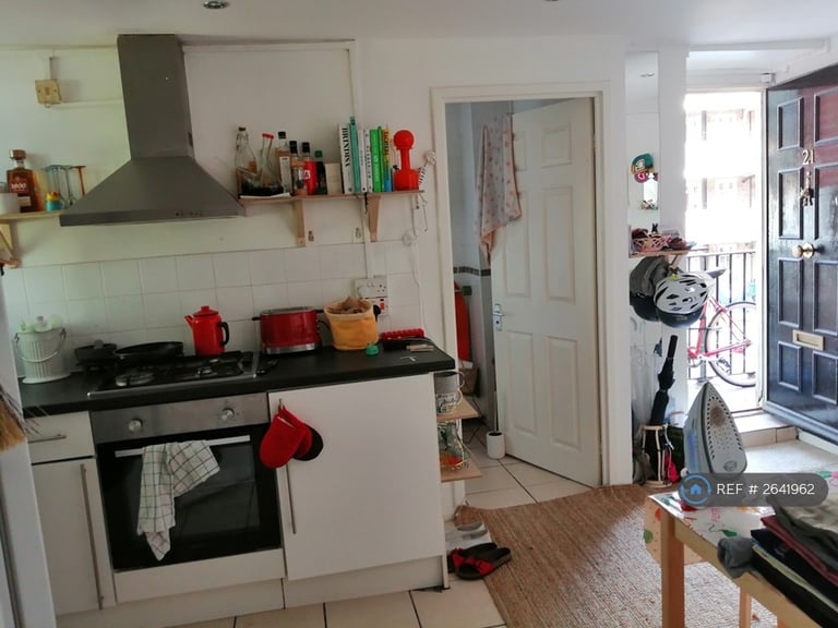 image for 1 bedroom flat in Darcy House, London, E8 (1 bed) (#2641962)