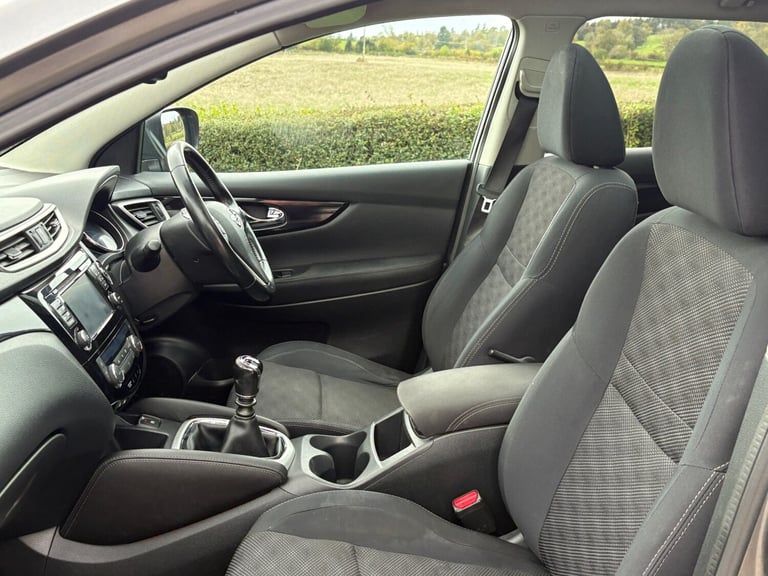 2014 Nissan Qashqai 1.5 dCi Acenta Premium 5dr HATCHBACK Diesel Manual
