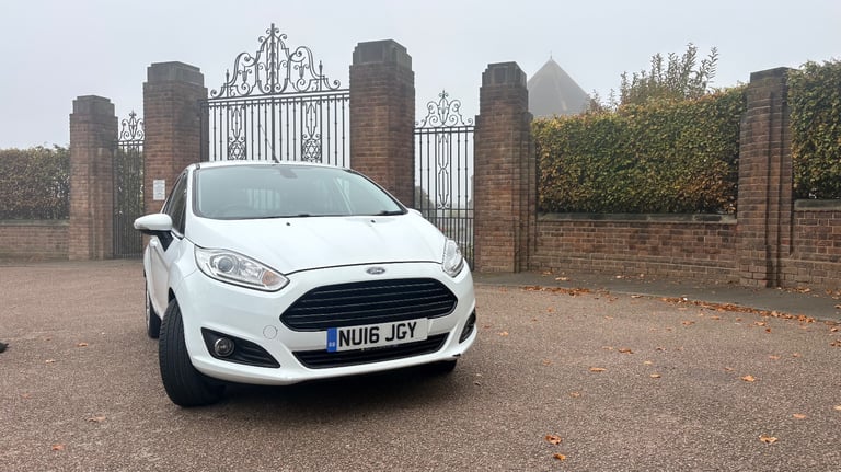 image for Ford, FIESTA, Hatchback, 2016, Manual, 998 (cc), 5 doors
