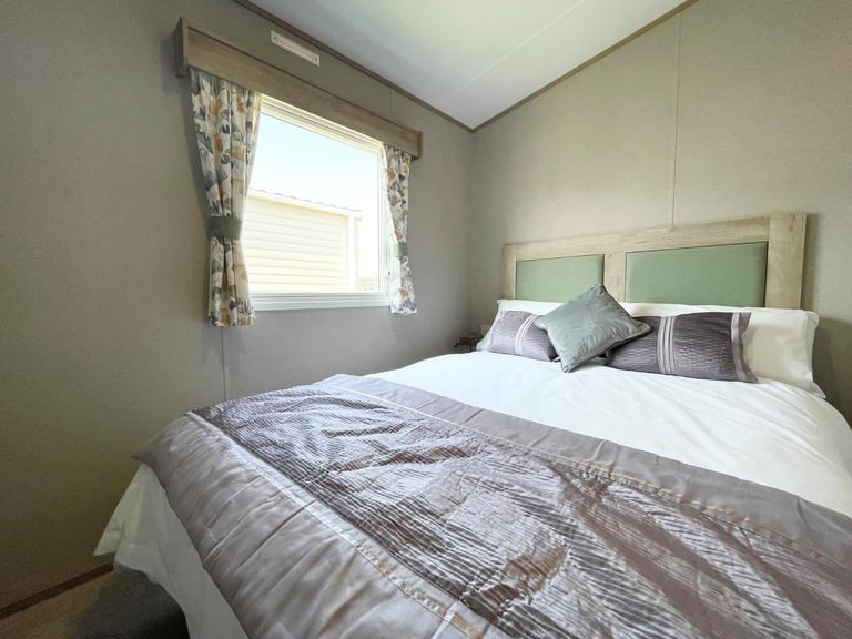 BRAND NEW STATIC CARAVAN FOR SALE ON BROADLAND SANDS HOLIDAY PARK
