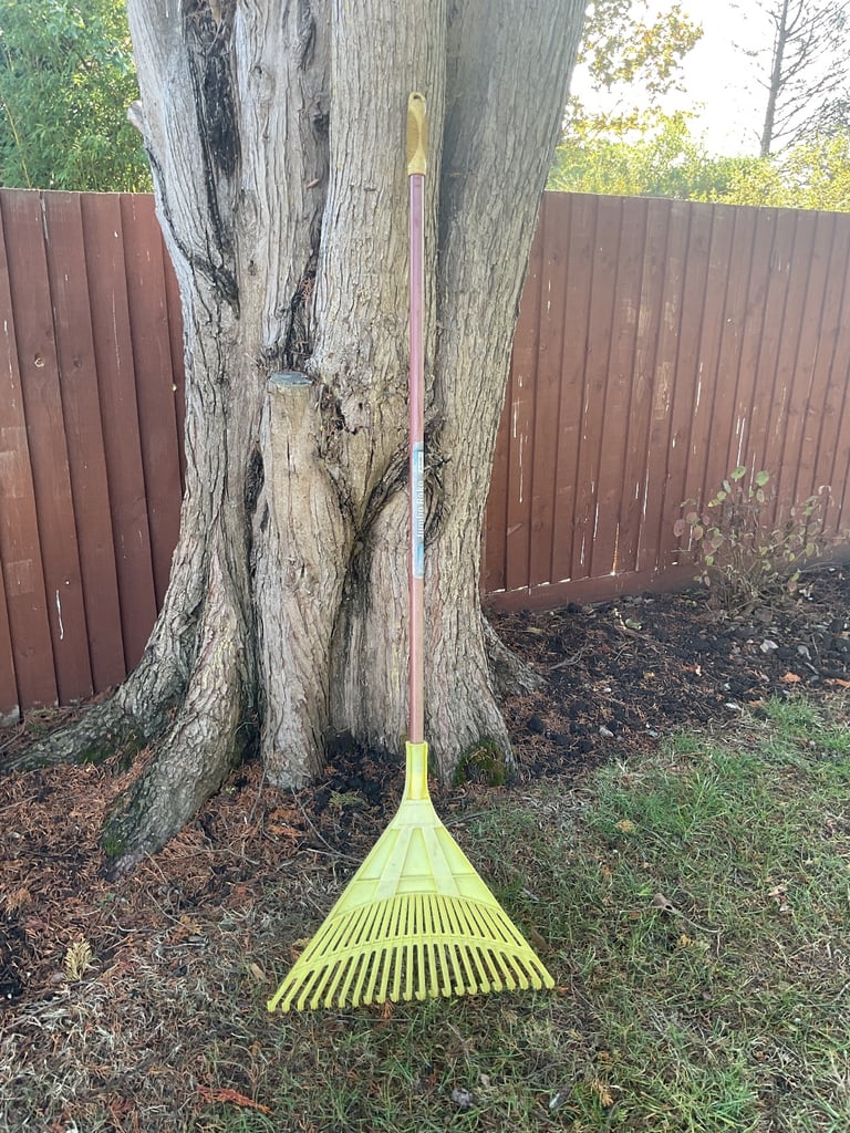 Leaf rake