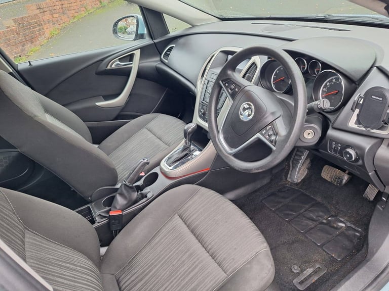 Vauxhall, ASTRA, Hatchback, 2010, Other, 1598 (cc), 5 doors