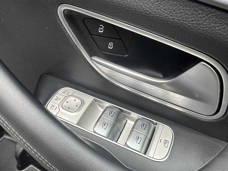  Mercedes-Benz GLE GLE 350de 4Matic AMG Line Premium + 5dr 9G-Tronic SUV Plug-In Hy Automatic