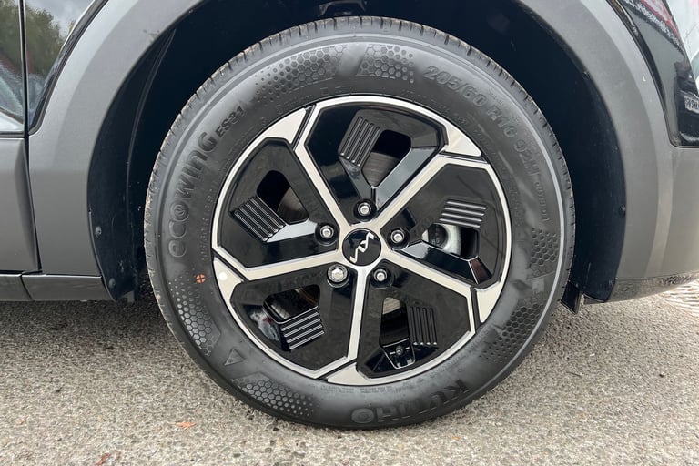 2025 Kia Niro 1.6 GDi 168 PHEV 2 5dr DCT Estate Petrol Parallel PHEV Automatic