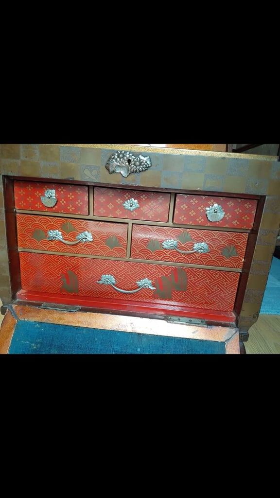 Antique Japanese Makie Lacquer Box C1880 MEIJI PERIOD