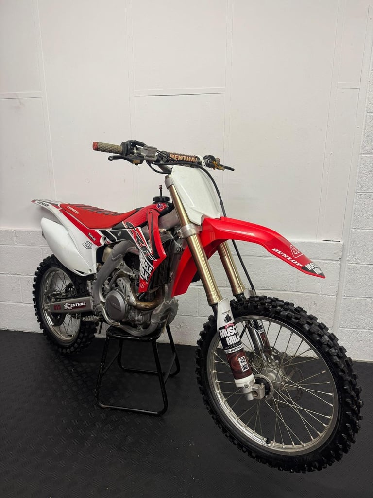 Honda CRF 450 2015 Motocross bike with warranty 