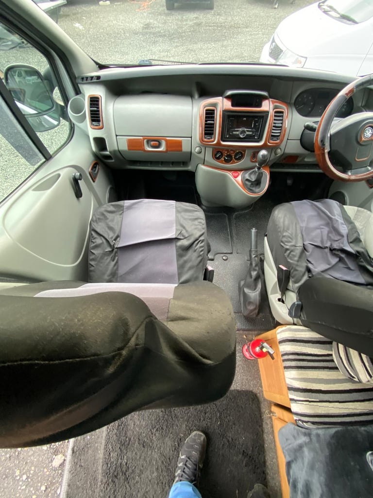Vauxhall VIVARO campervan