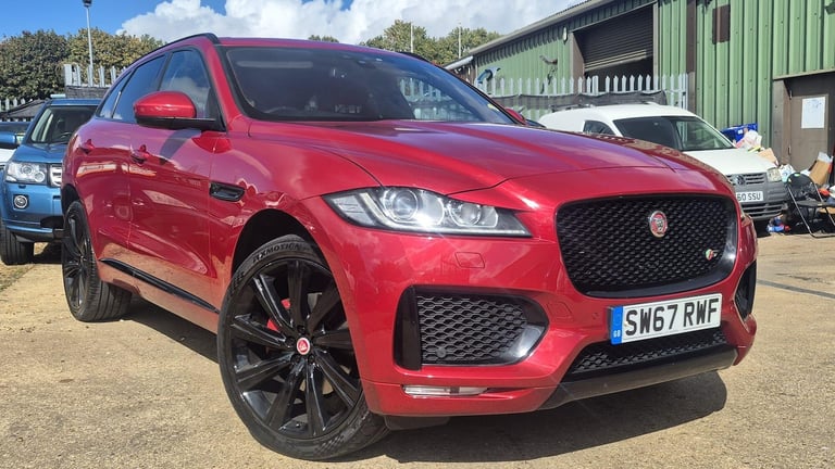 image for 2017 Jaguar F-Pace 3.0 D300 V6 S Auto AWD Euro 6 (s/s) 5dr ESTATE Diesel Automatic