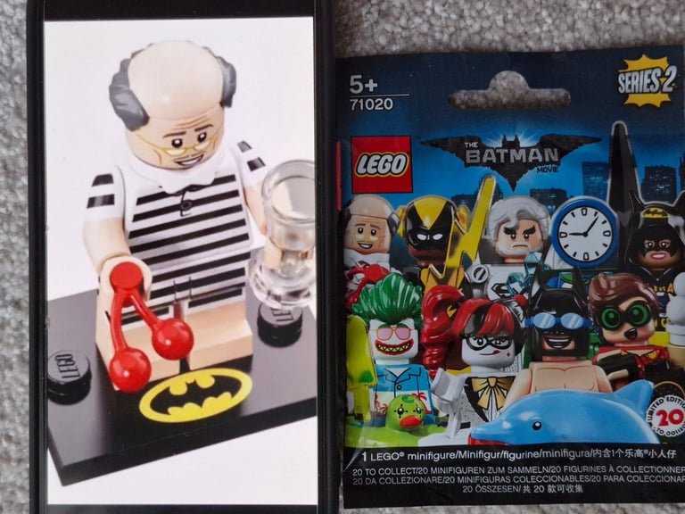 Lego Batman Movie Vacation Alfred Minifigure NEW