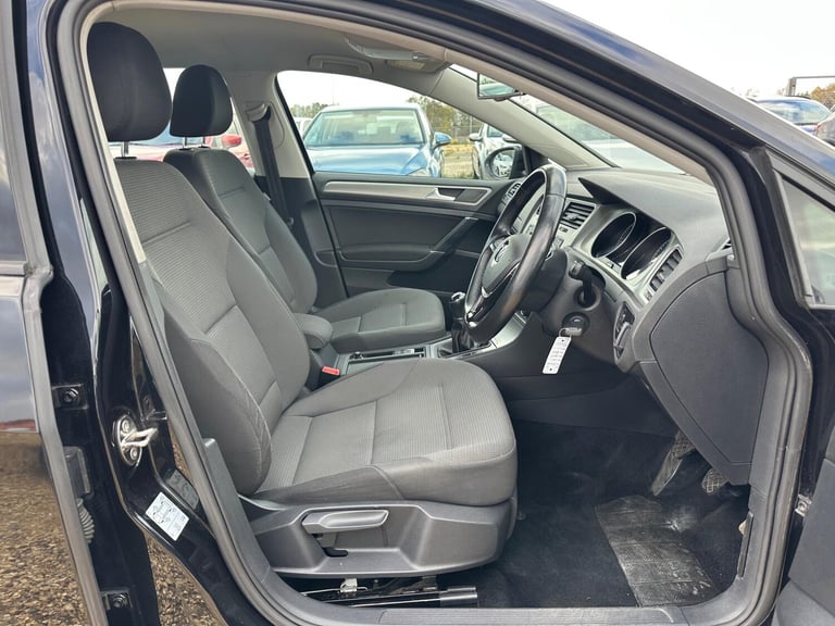 2014 Volkswagen Golf 2.0 TDI BlueMotion Tech SE Euro 5 (s/s) 5dr HATCHBACK Diesel Manual