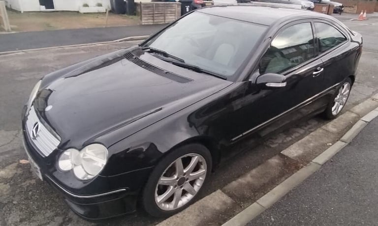 2007 Mercedes-Benz C Class C180K SE 3dr COUPE Petrol Manual