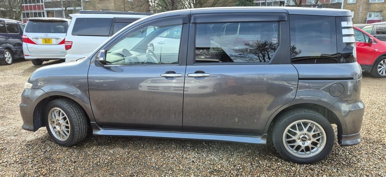 2007 Toyota Sienta PASSENGER SEAT WELCAB, 52,590 Miles, Petrol Autoc