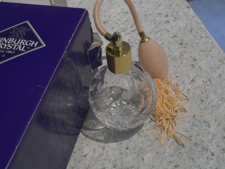 image for Edinburgh Crystal perfume spray bottle