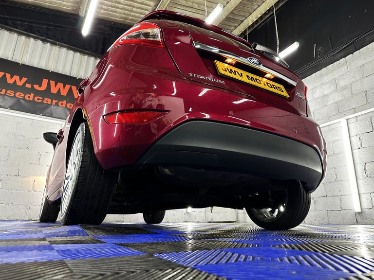 2011 Ford Fiesta 1.6 Titanium Hatchback 5dr Petrol Manual (134 g/km  118 bhp)