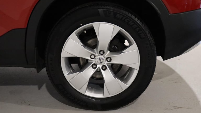 2021 Volvo XC40 T3 Momentum Manual (Park Assist, Cruise Control, Bluetooth) ESTATE Petrol Manual