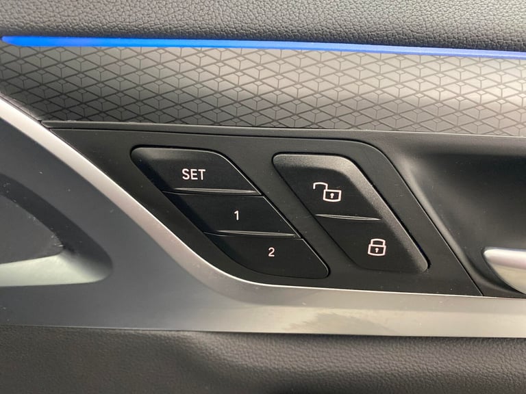 2023 BMW iX3 80kWh M Sport Pro SUV 5dr Electric Auto (286 ps) - PAN ROOF - GESTURE CONTR Suv Elec...