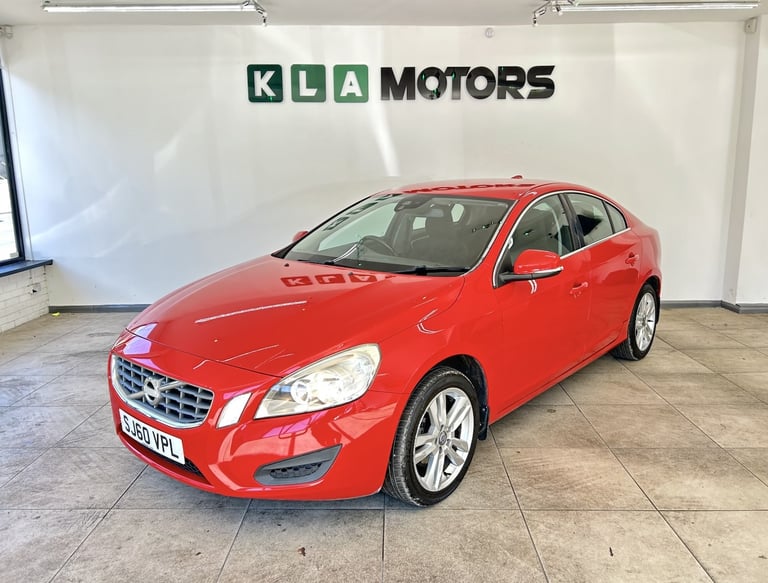 VOLVO S60 2.0 D3 SE Red Manual Diesel 2010