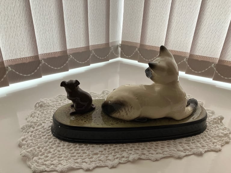 Beswick cat and mouse 