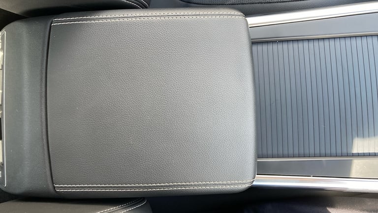 2021 Jaguar XF 2.0 D200 R-Dynamic SE 4dr Auto SALOON DIESEL Automatic