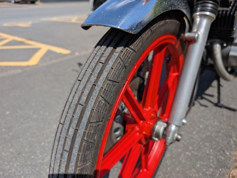 YAMAHA RD200 