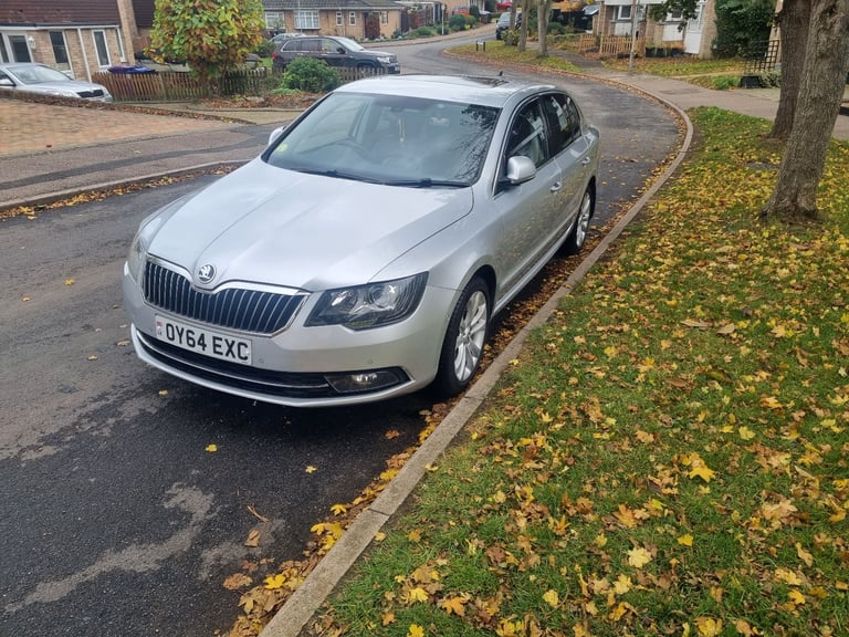 Skoda, SUPERB, Hatchback, 2014, Manual, 1968 (cc), 5 doors