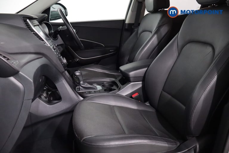 2016 Hyundai Santa Fe 2.2 CRDi Blue Drive Premium 5dr Auto [7 Seats] SUV Diesel Automatic