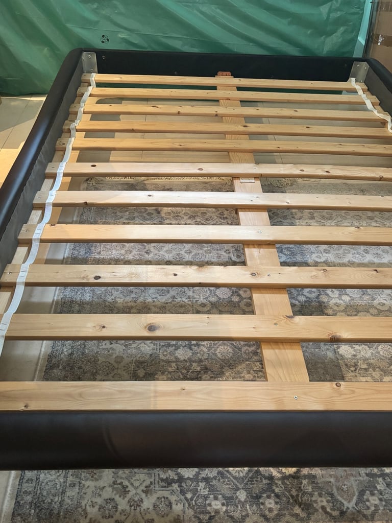 Double bed as new