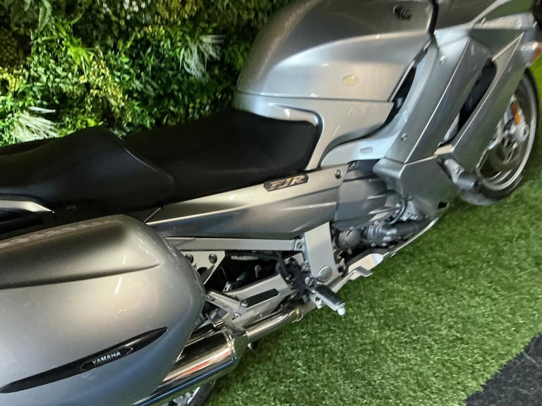 Yamaha fjr 1300 free delivery 