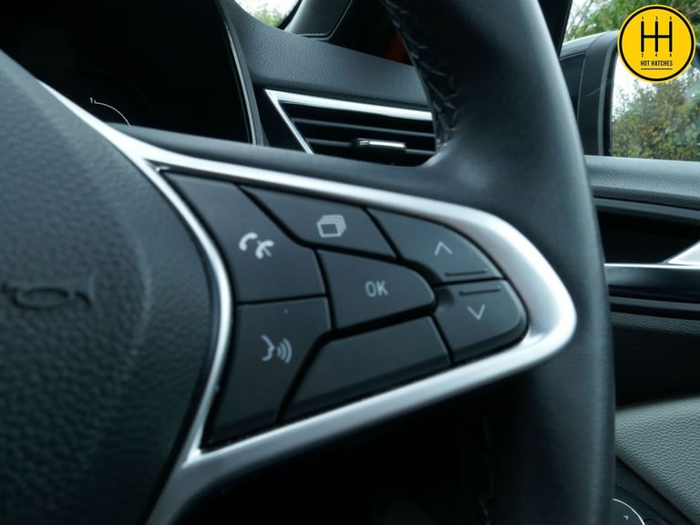 2023 Renault Clio 1.0 TCe Techno Hatchback 5dr Petrol Manual Euro 6 (s/s) (90 ps) Hatchback Petro...