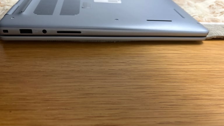 Dell Inspiron 16 5640 Laptop 16gb 1TB SSD Warranty Immaculate Condition 