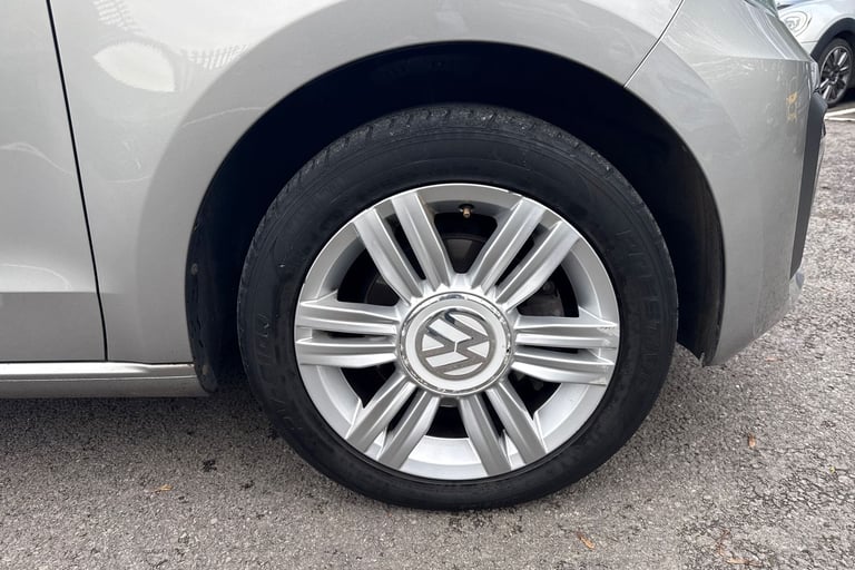 2019 Volkswagen up! 1.0 High up! Euro 6 (s/s) 5dr Hatchback PETROL Manual