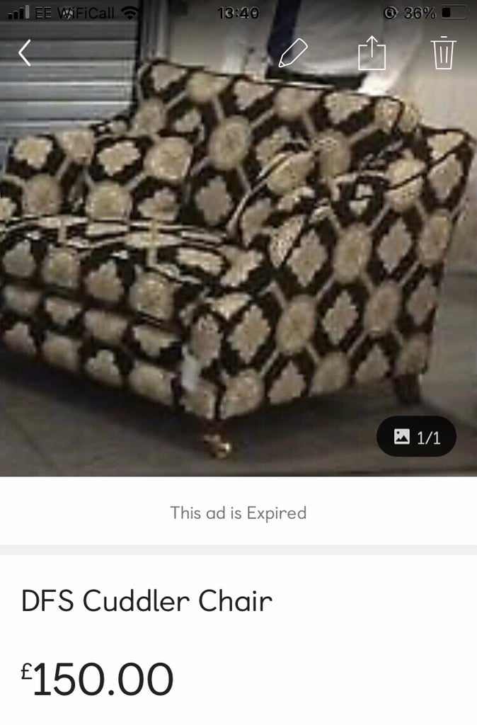 image for Cuddle chair new 