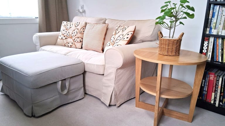 IKEA SOLID SIDE OR COFFEE TABLE / WOODEN VENEER / IN PERFECT CONDITION