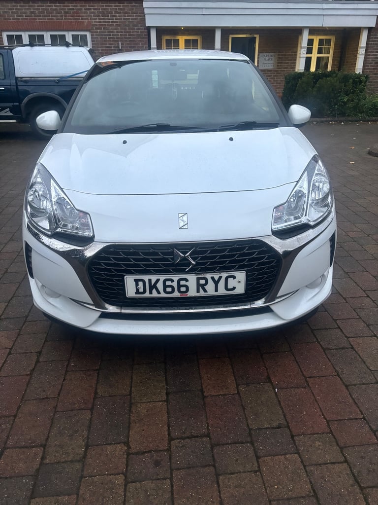 DS, DS 3, Hatchback, 2016, Manual, 1199 (cc), 3 doors