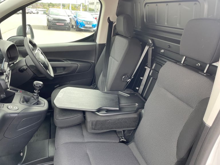  Vauxhall Combo 1.5 Turbo D 2300 Prime Panel Van 5dr Diesel Manual Swb Euro 6