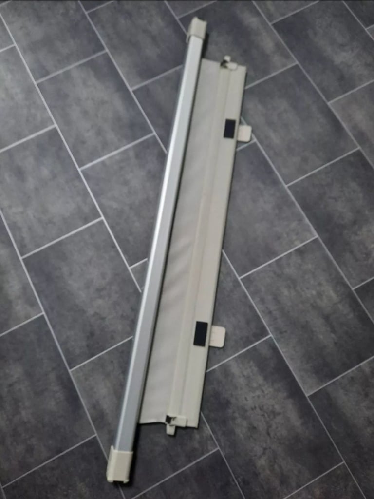 image for Genuine Nissan X Trail retractable luggage cover.