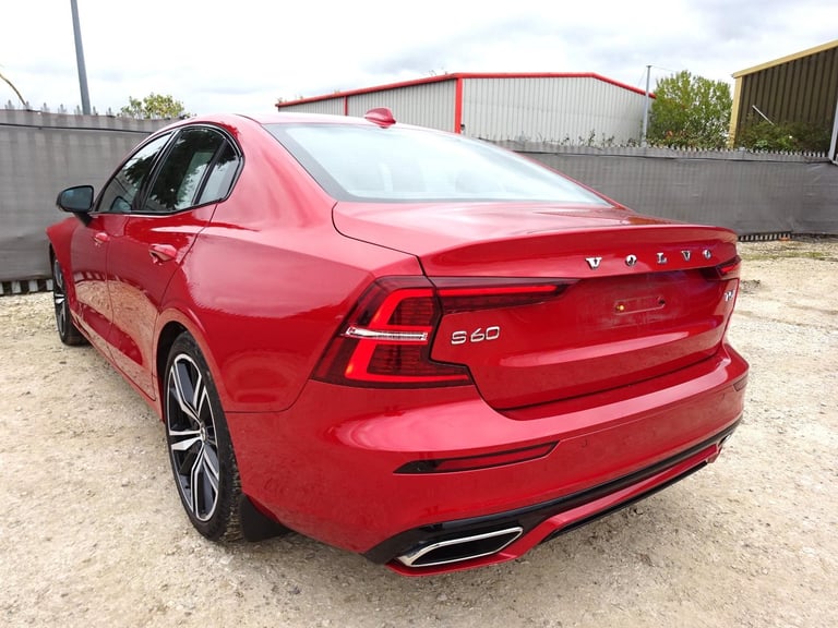 2019 19 REG VOLVO S60 R-DESIGN EDITION T5 AUTO DAMAGED REPAIRABLE SALVAGE