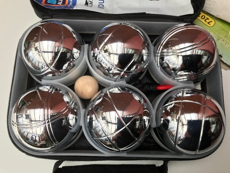 Crane Boules Set