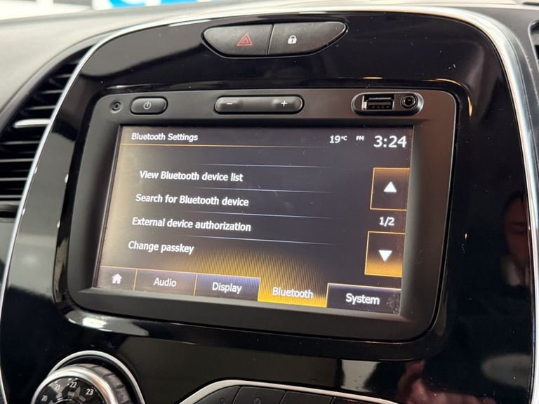 2018 Renault Captur 0.9 TCe ENERGY Iconic SUV 5dr Petrol Manual Euro 6 (s/s) (90 ps) HATCHBACK Pe...