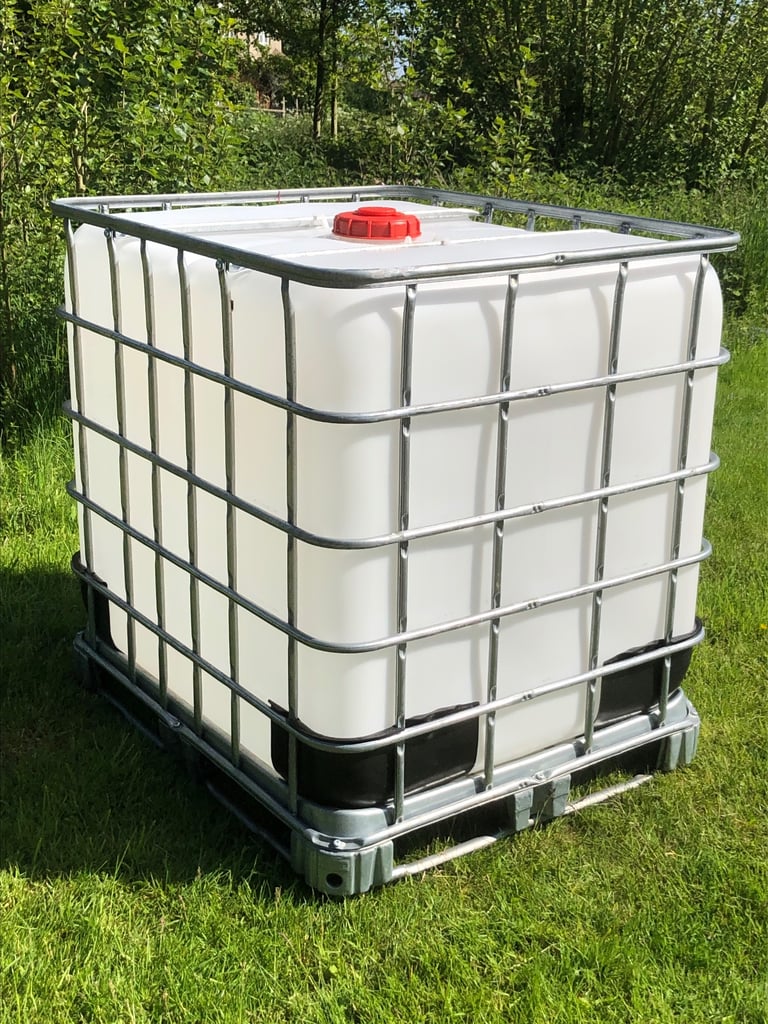 IBC water butt oil tank 1000 litre garden, allotment, waste fuel oil store can deliver