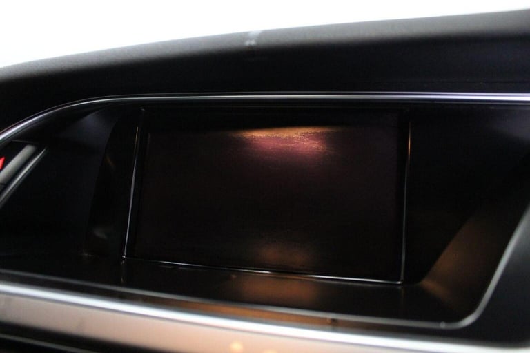 AUDI A4 2.0 TDI SE Technik quattro Euro 5 (s/s) 4dr 2013