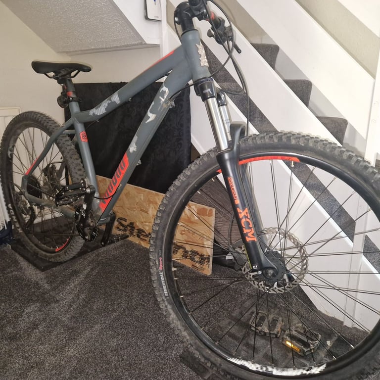 Voodoo Bantu Mountain Bike + Accessories